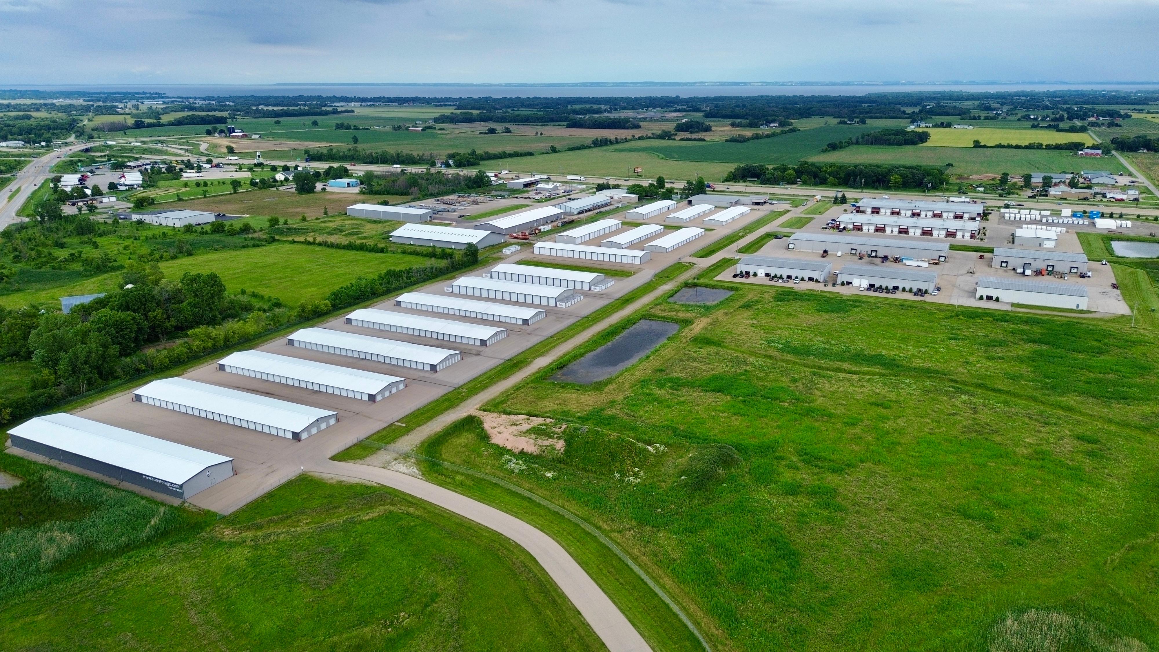 Barr Storage & Warehousing 1375 Planeview Drive Oshkosh, WI 54904