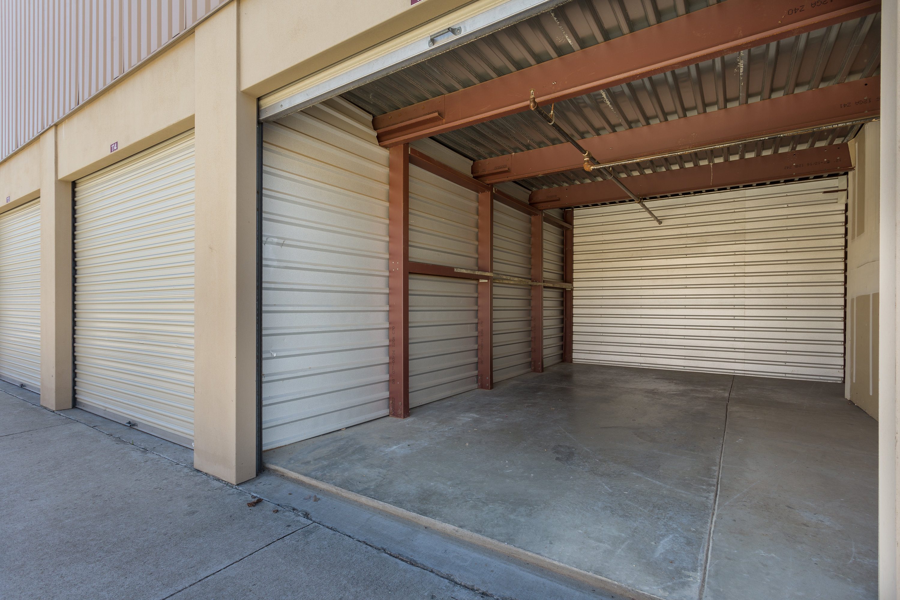 Drive Up Accessible Self Storage Units