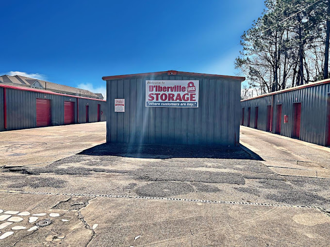 paved entry self storage units d'iberville ms