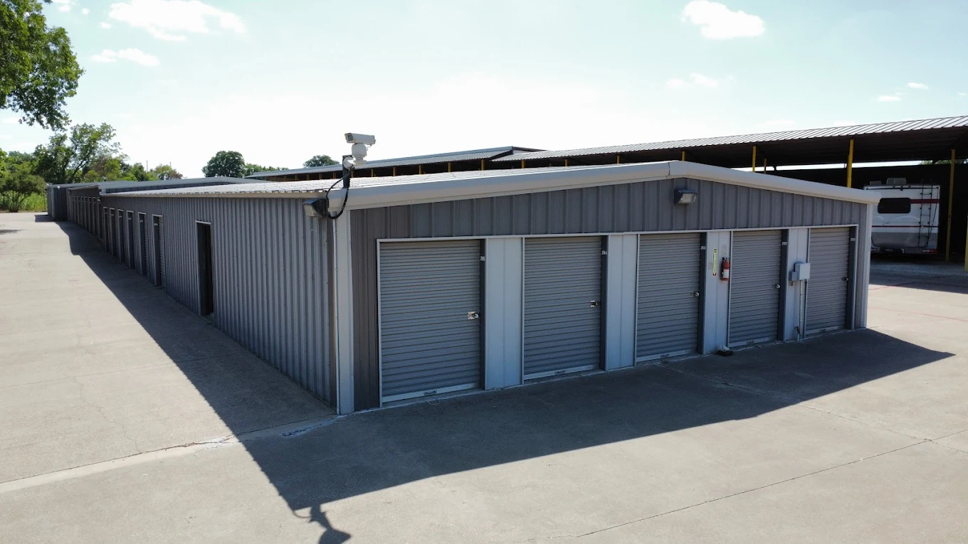 Granbury Lock Storage 1310 Mambrino Highway Granbury, TX 76048