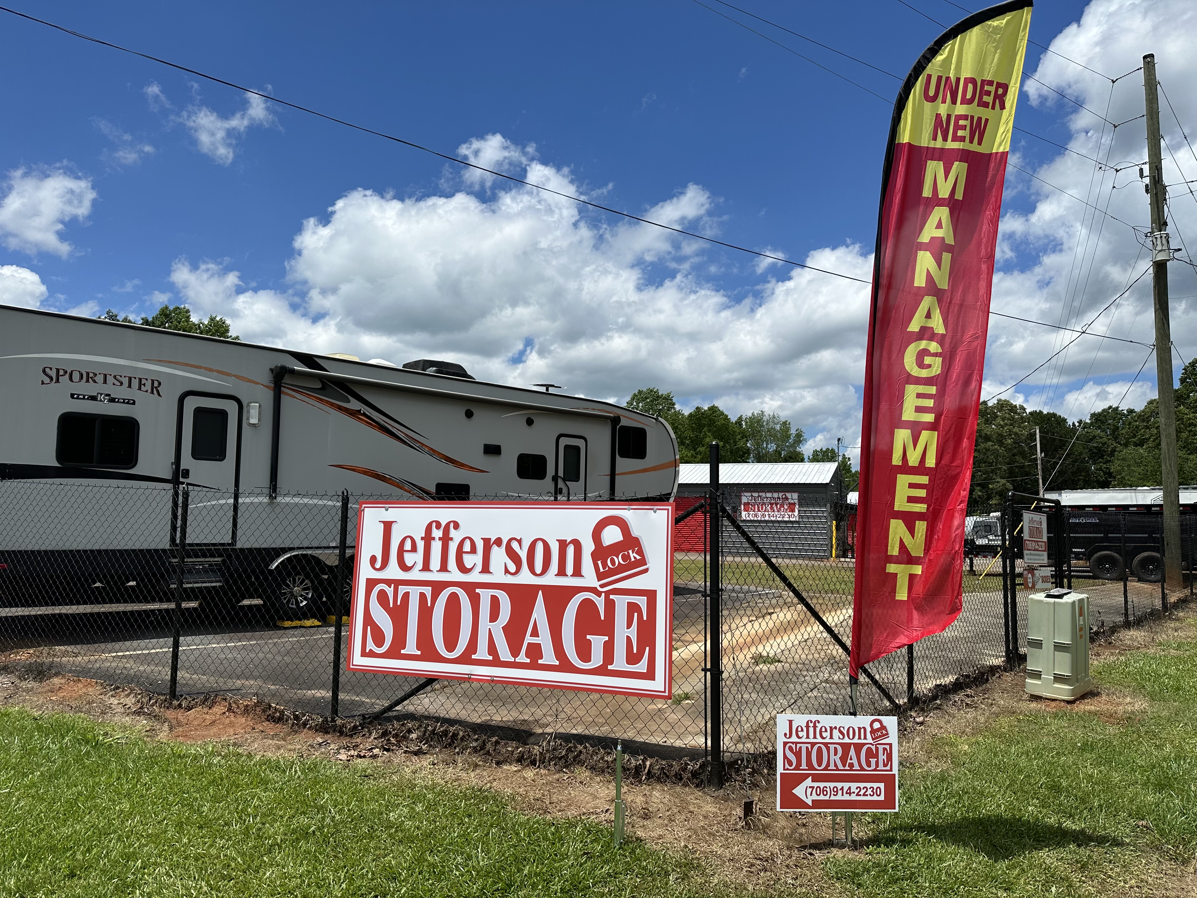 drive up self storage and outdoor vehicle and trailer parking jefferson ga