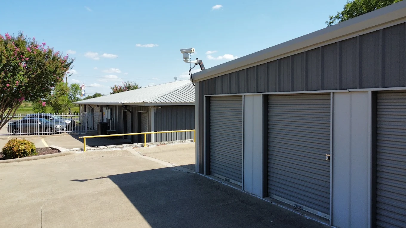 Granbury Lock Storage 1310 Mambrino Highway Granbury, TX 76048