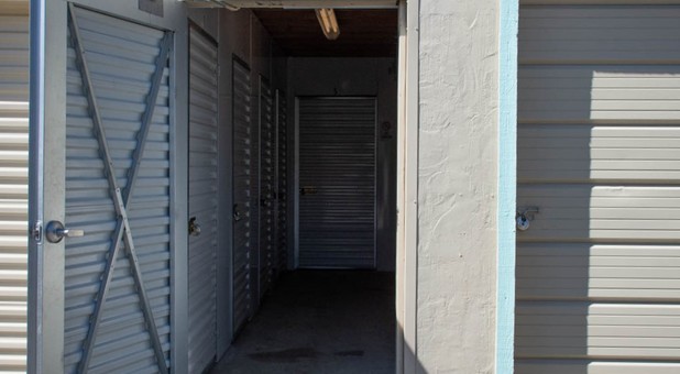Entrance to Int. storage at StorWise Lake Tahoe, CA