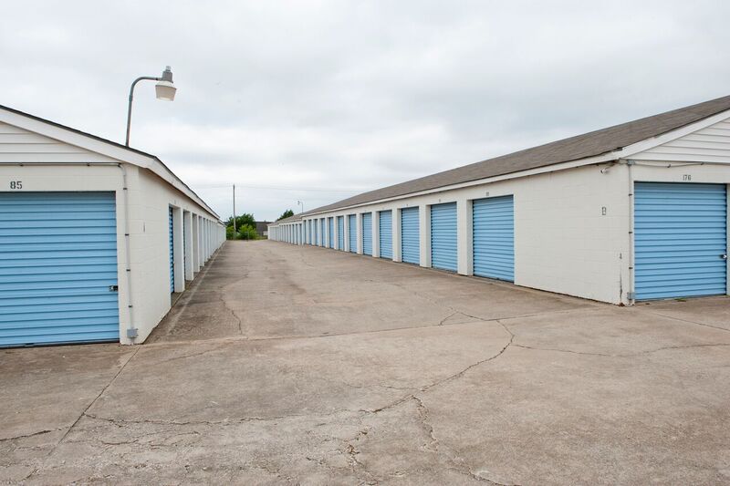 self storage buildings with drive up access units