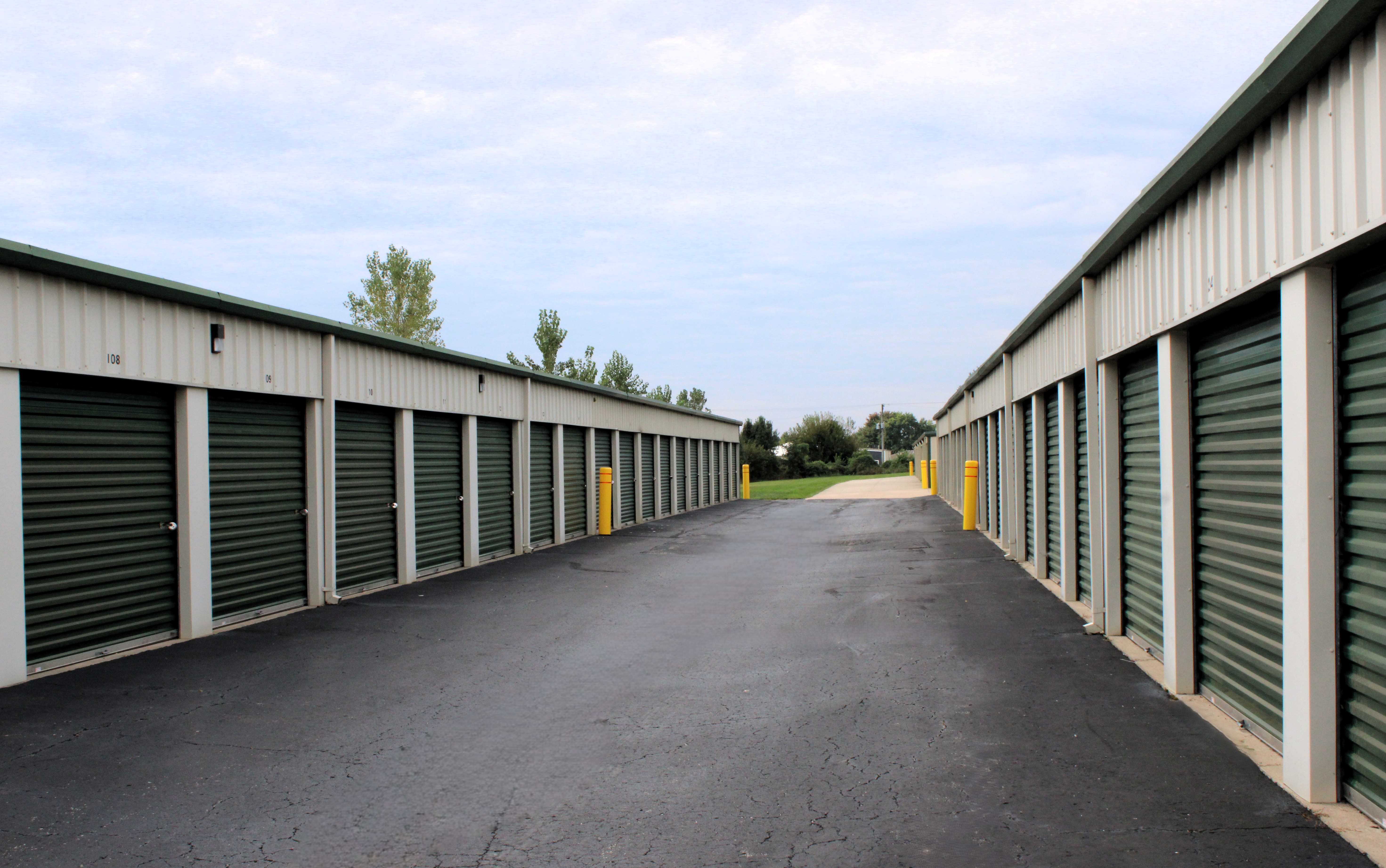 Pleasant Hill Storage is very close to Lee’s Summit, Greenwood, Blue Springs, and Harrisonville, Missouri. We are just off Route 7, so come and visit us or rent a unit online today! 
