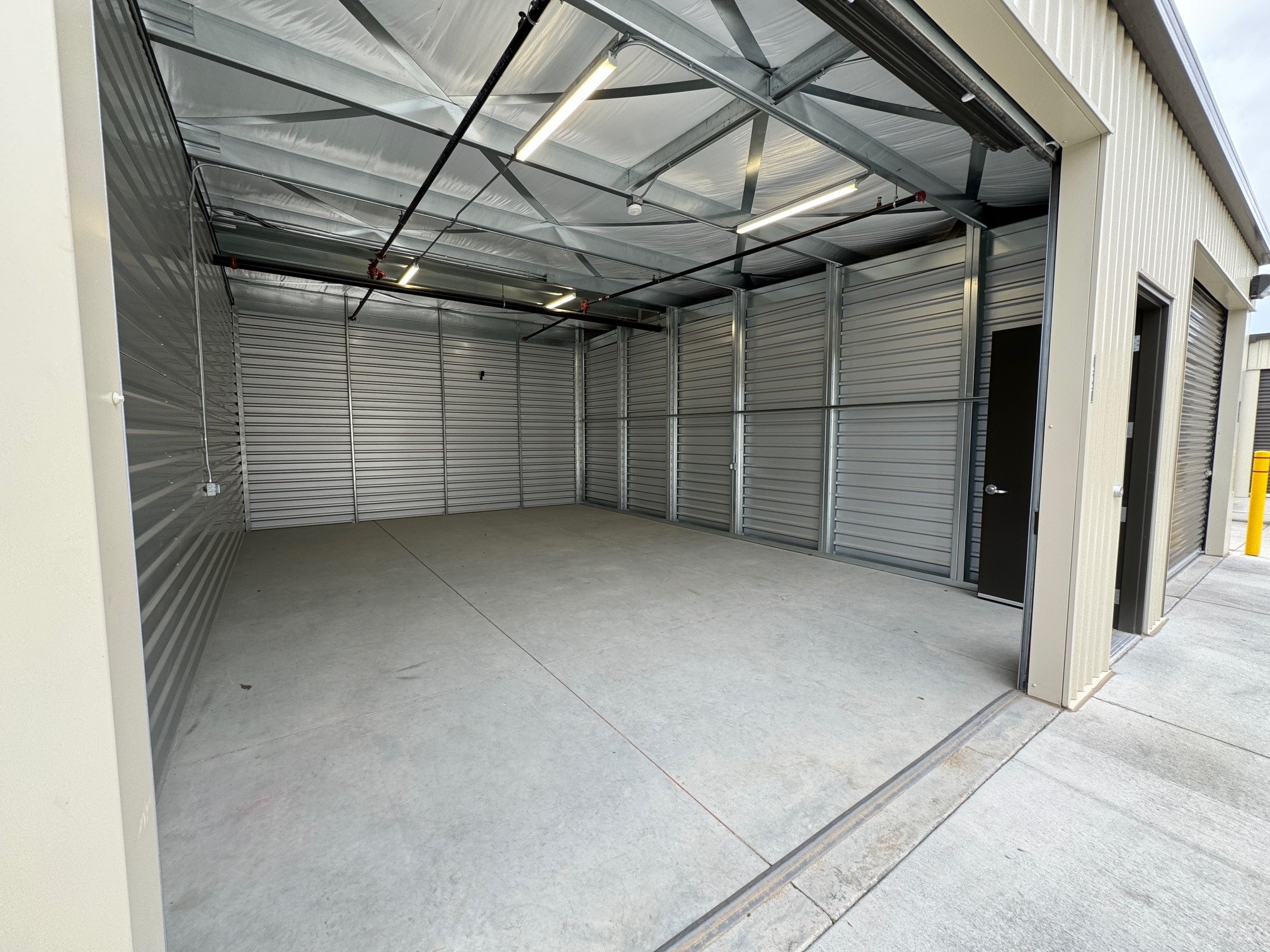 Extra Large Storage Units in Madera: Industrial Storage
