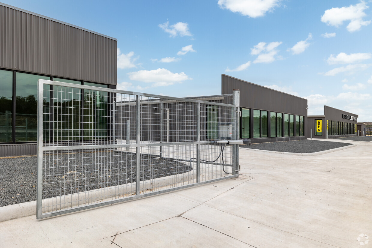 secured units in Johnson City, TX
