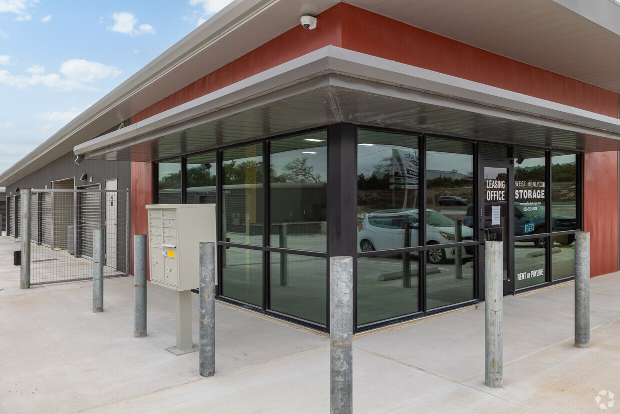 secured units in Johnson City, TX