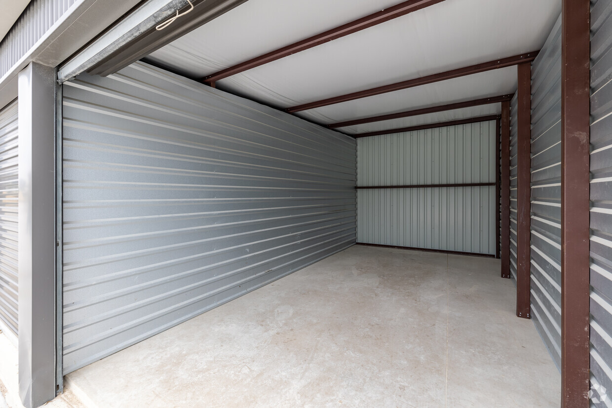 secured units in Johnson City, TX