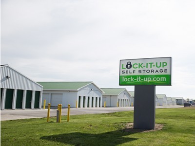 Lock-It-Up Storage Fremont Sign
