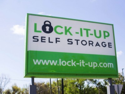 Lock-It-Up Storage Eber Sign