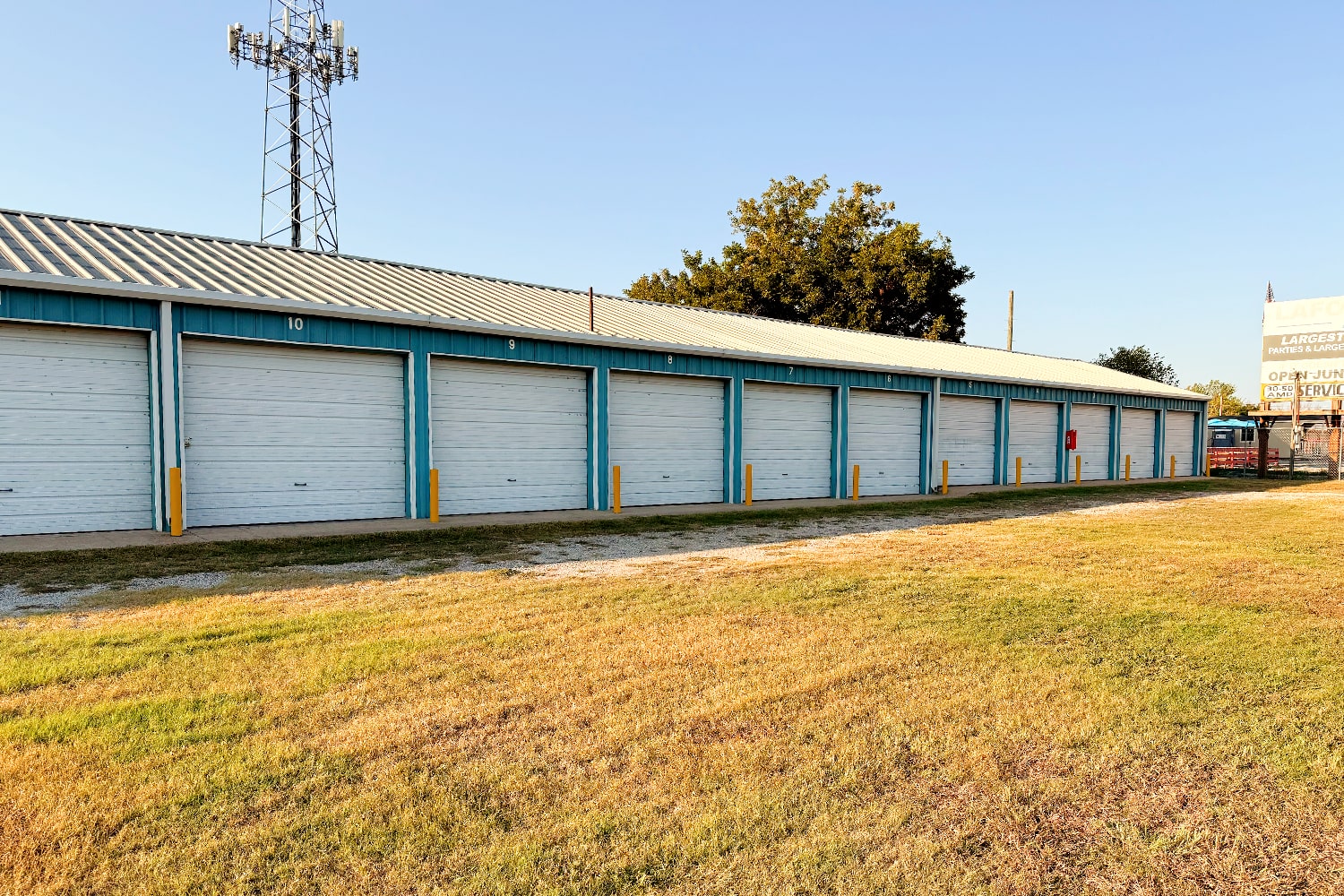 Drive-Up Units in Princeton, TX