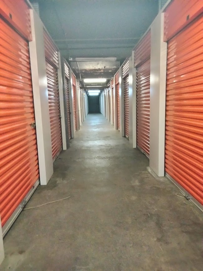 Indoor Self Storage Units in Huntington WV