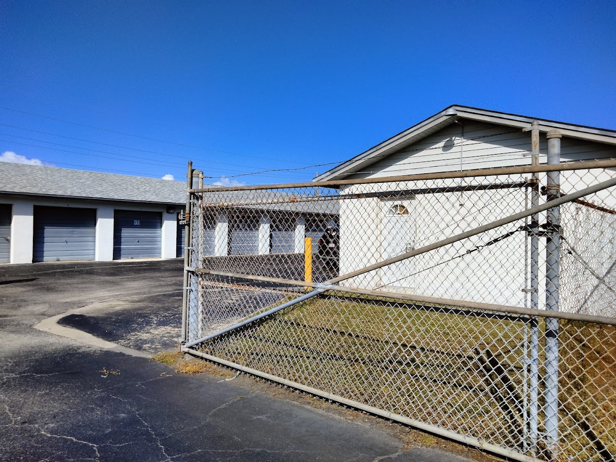 Gated Access to the InacAztec Self Storage Palm Bay facility