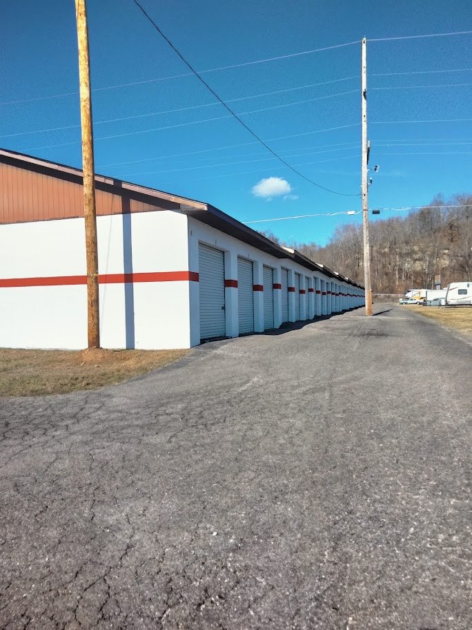 Drive Up Acessible storage Units in Southpoint Ohio