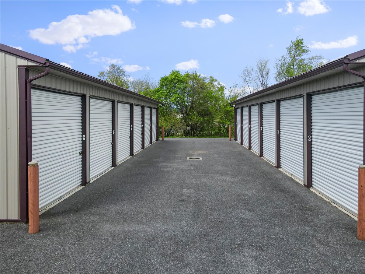 storage units for Store It Biglerville in  Biglerville, PA