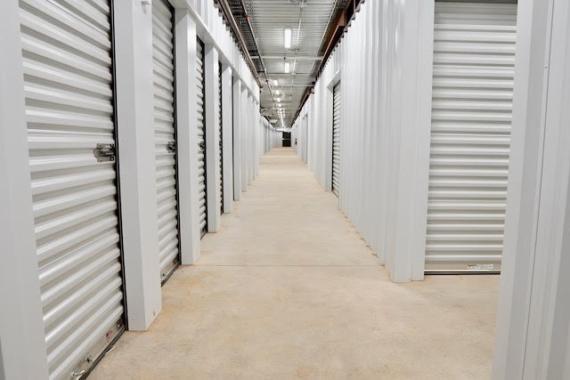 Self Storage Hallway Rogers, AR