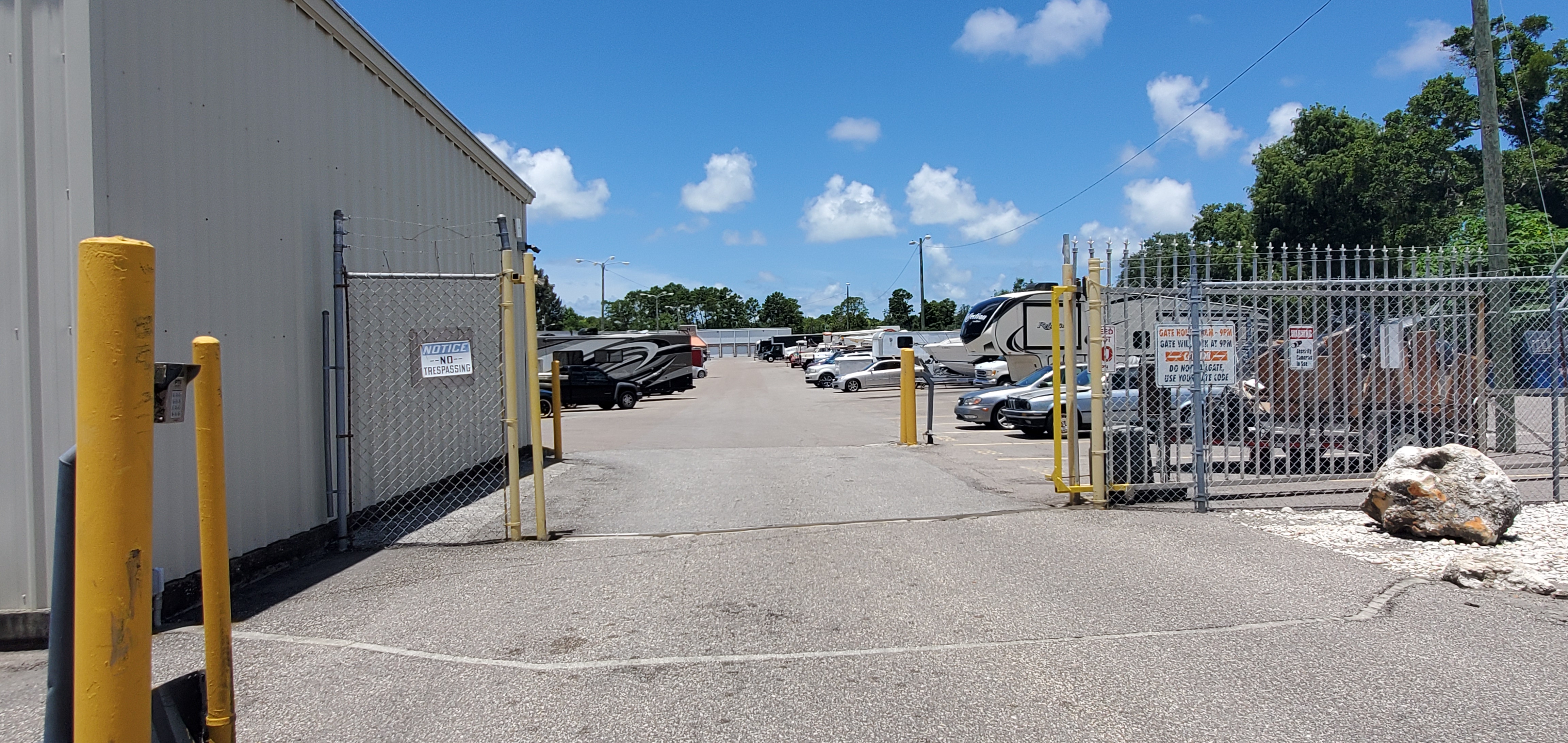 Electronic Gated Storage in Clearwater, FL