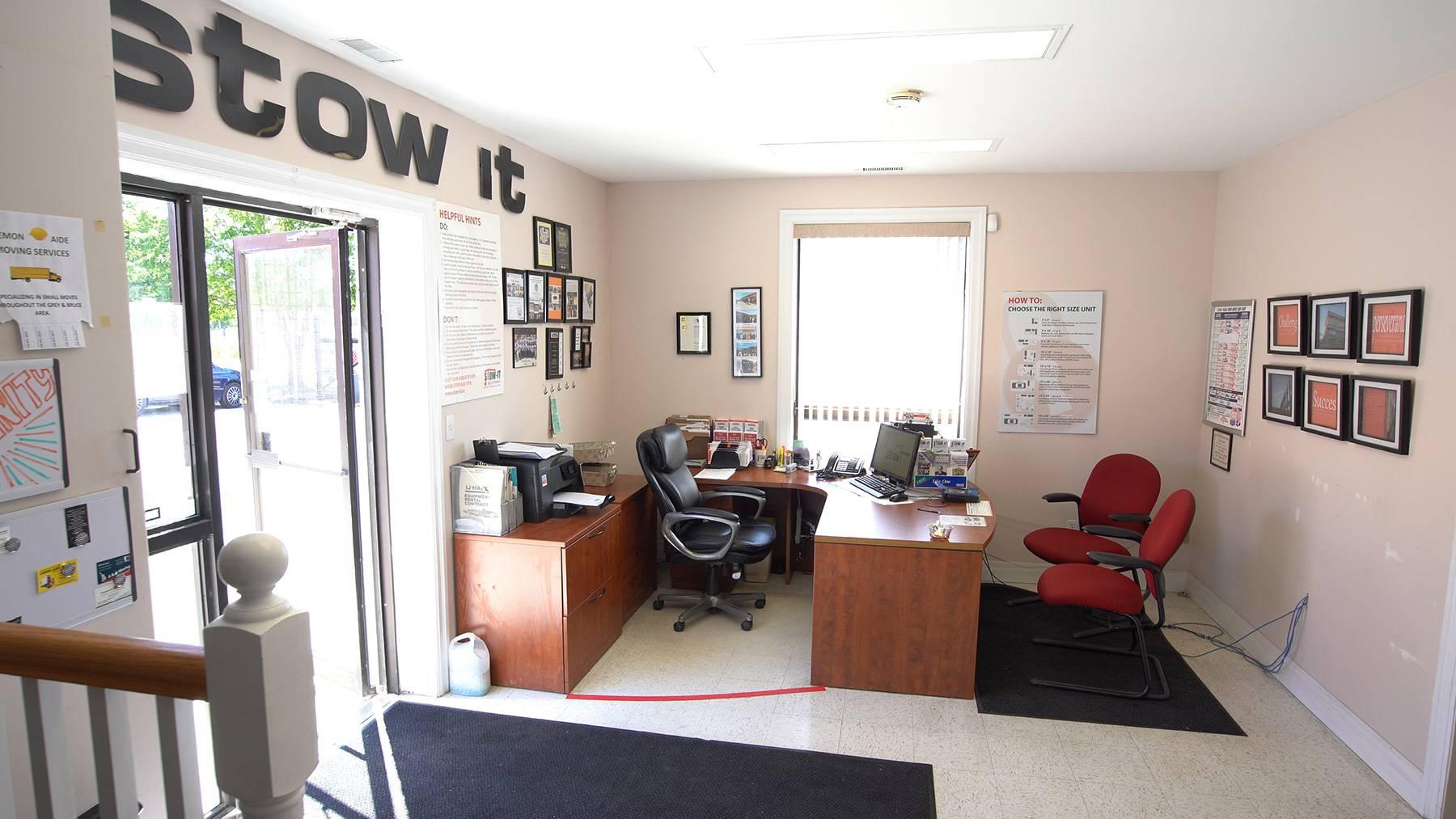 Self Storage Office in Owen Sound, ON