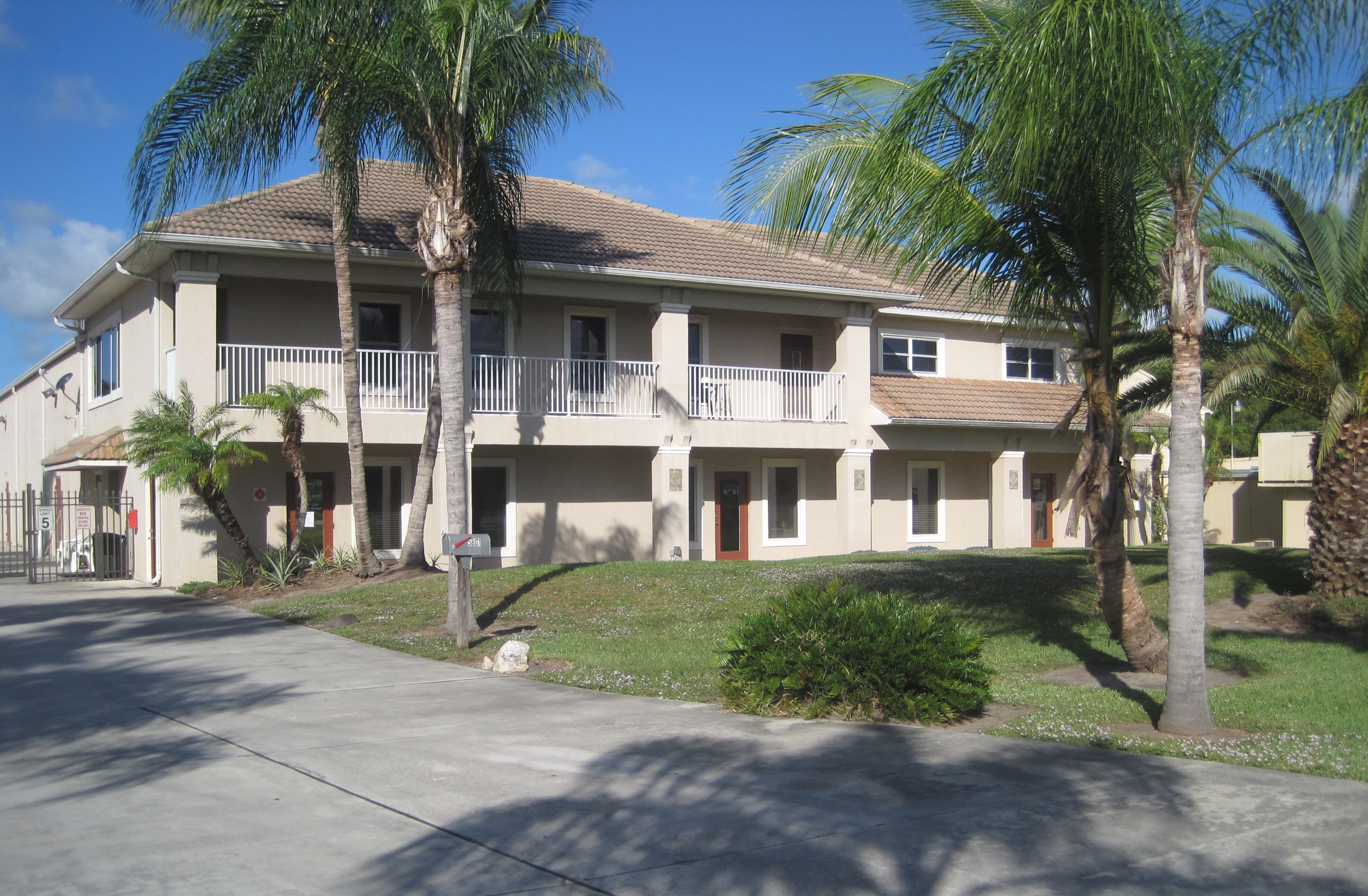 ClimateControlled Units &amp; Parking in Ft. Pierce, FL 34982