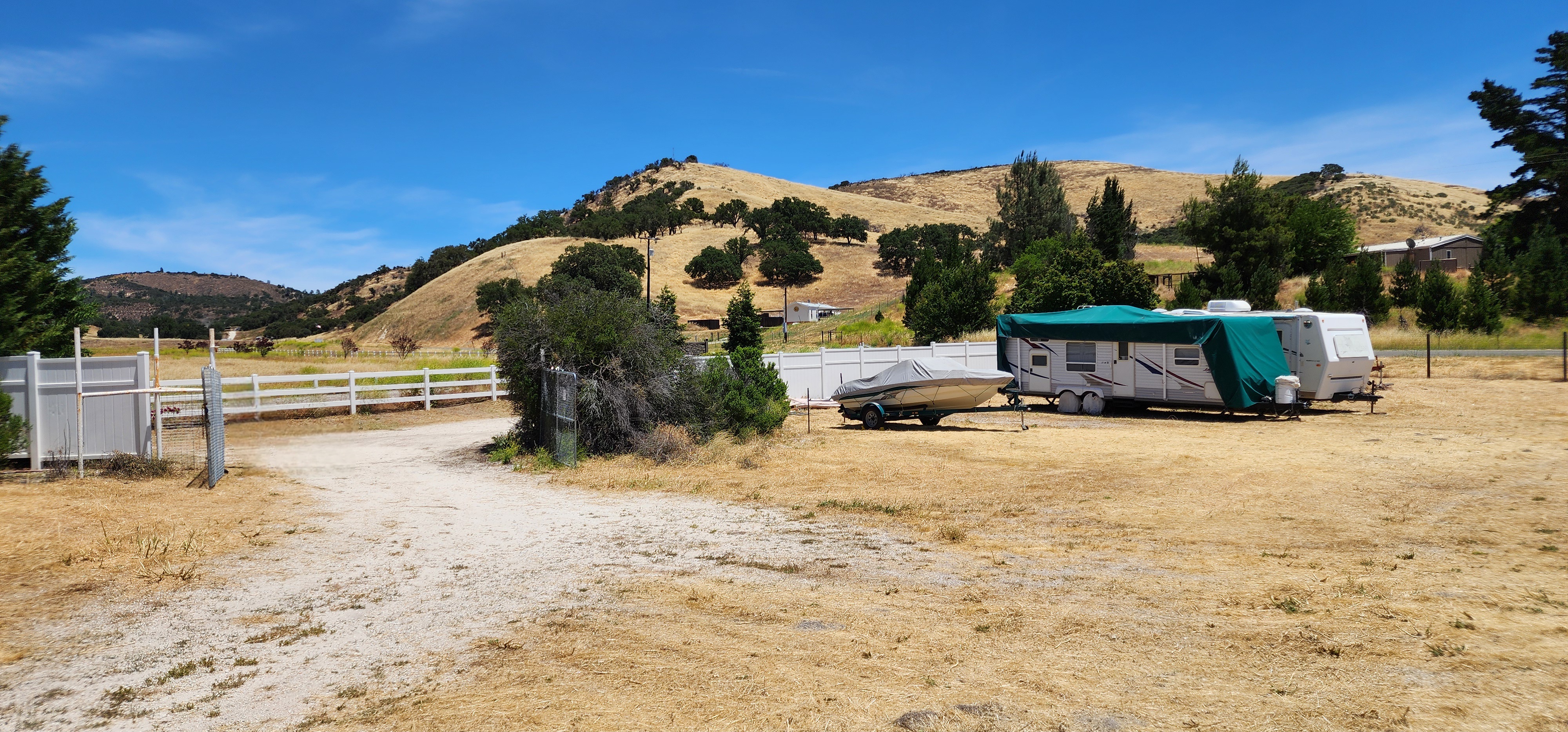 San Antonio Storage in Bradley, CA 93426