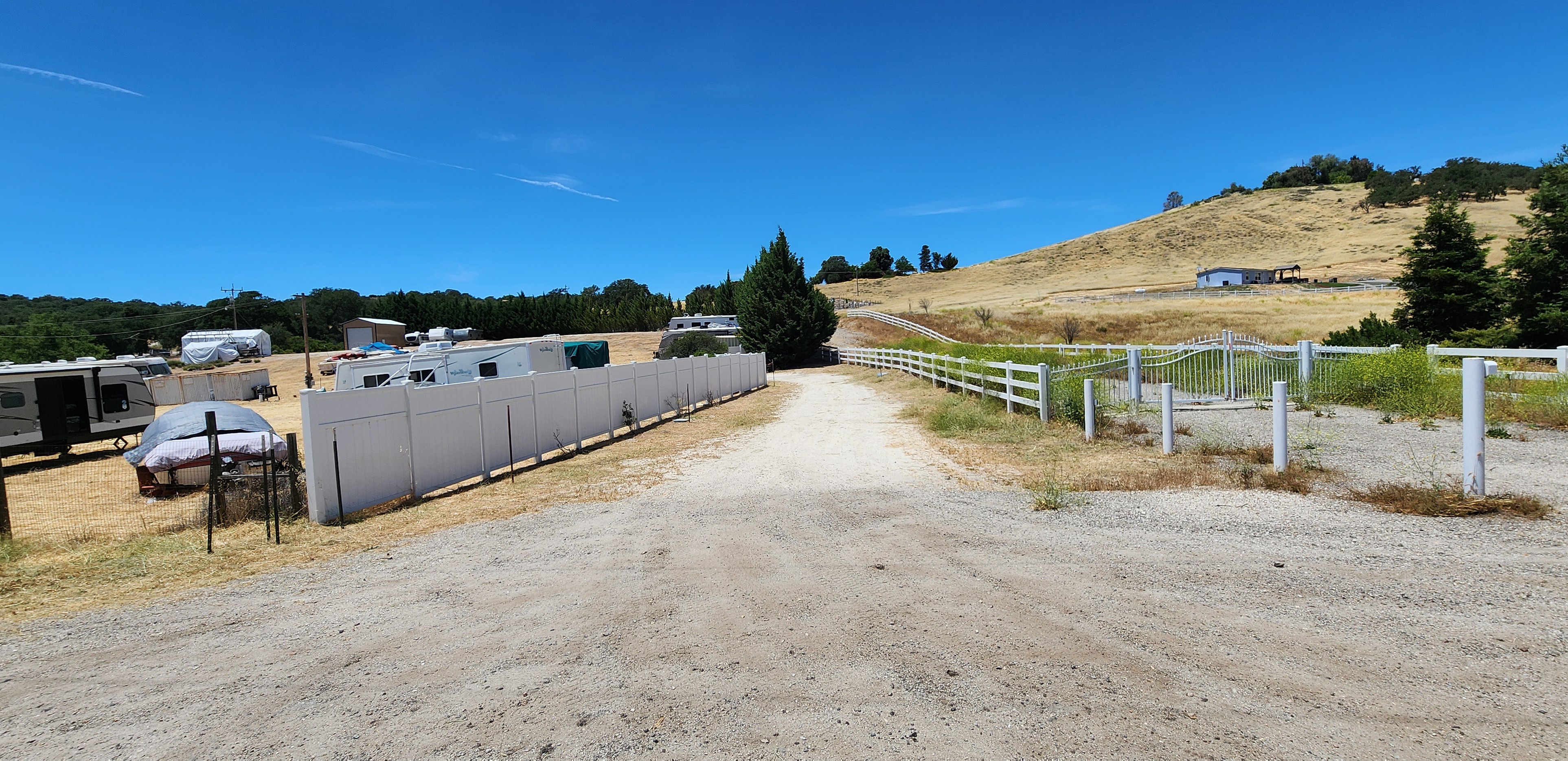 San Antonio Storage in Bradley, CA 93426