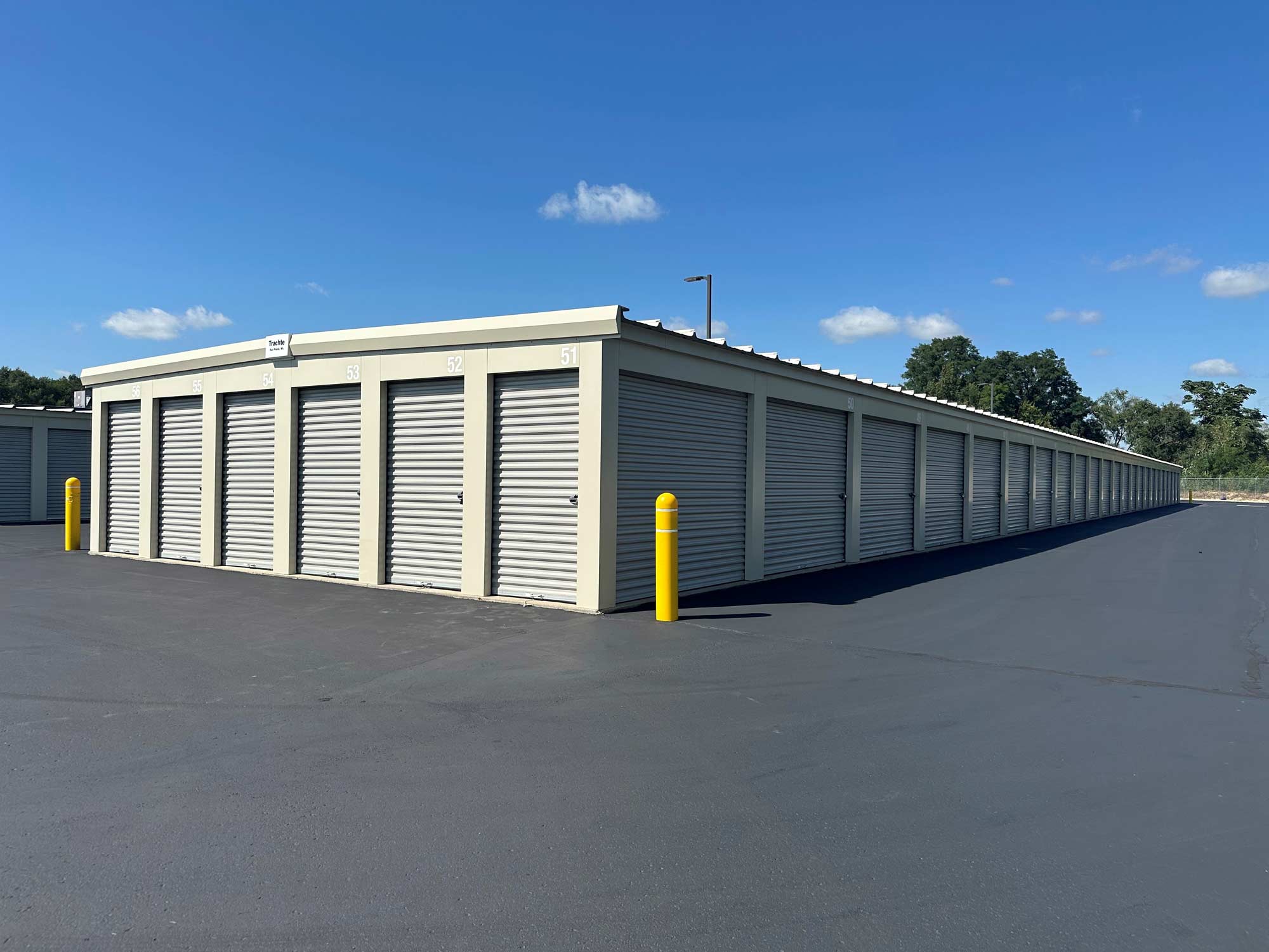 5-star storage unit building