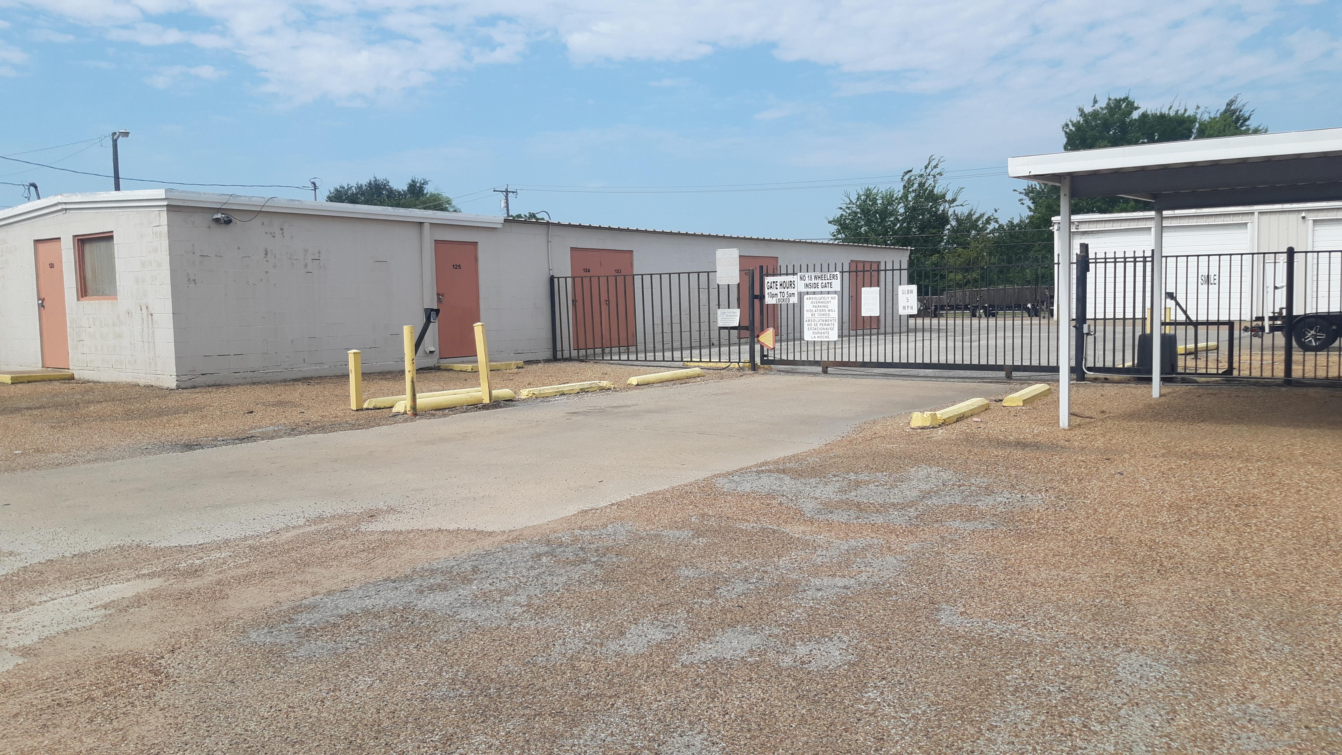 Gun Barrel Self Storage / Gun Barrel Self Storage /