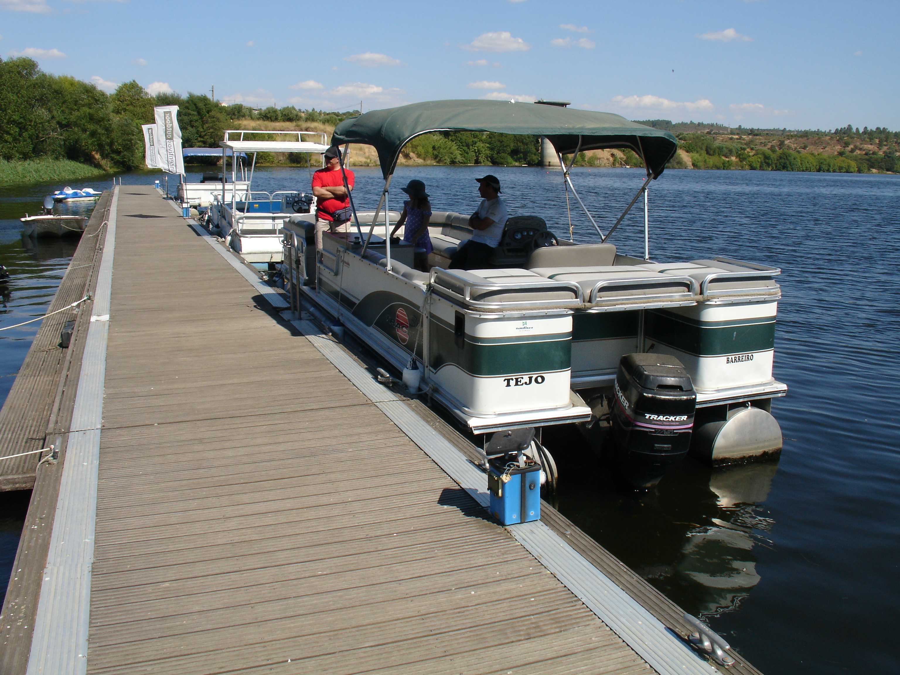 How 24/7 drive-up access at Liberty Hill RV storage changes weekend departure routine for Hill Country families