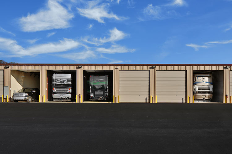 RV battery and fluid maintenance checklist for vehicles stored over 30 days in Boerne, Texas