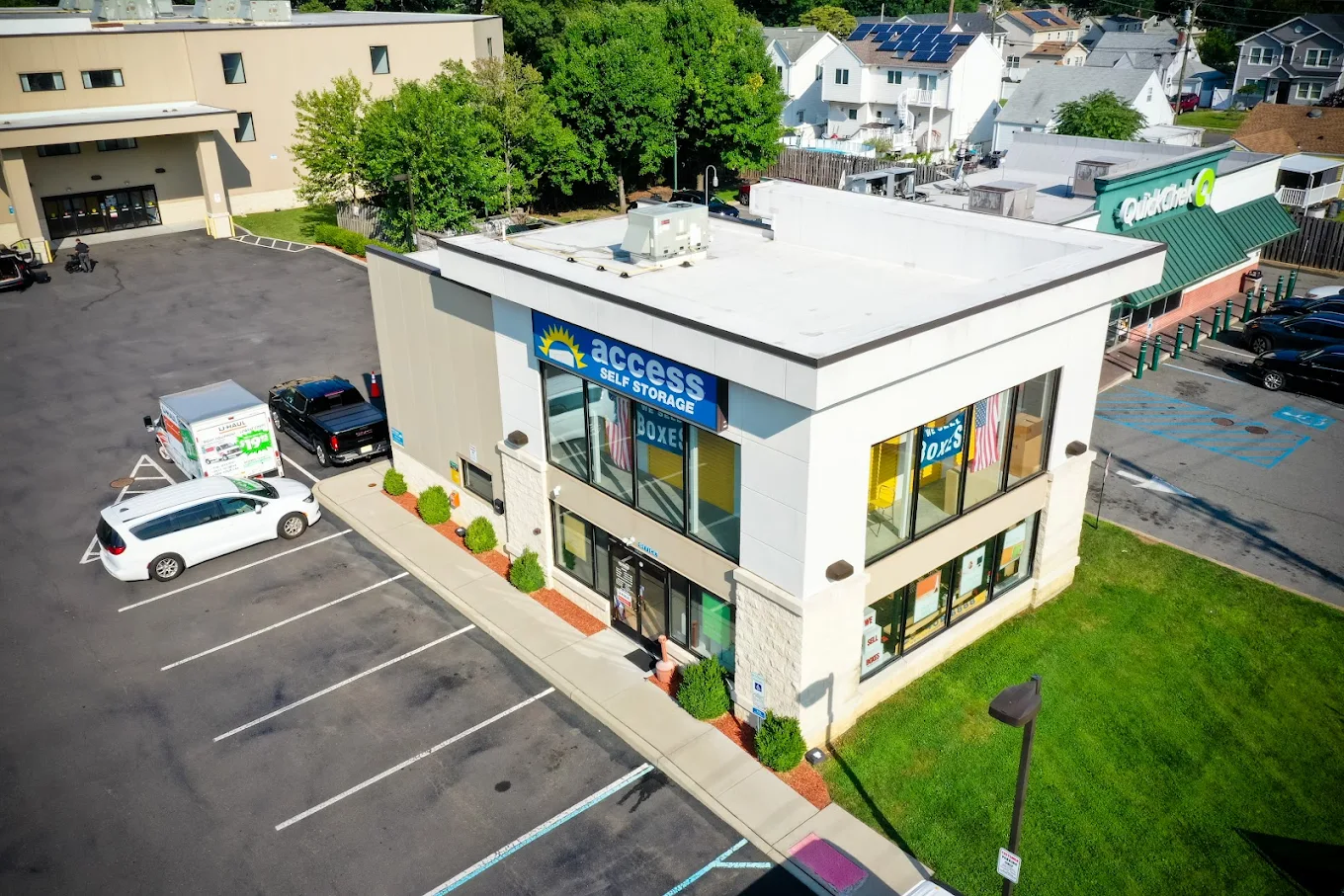 Self Storage Units in Clifton & Plainfield, NJ | Bright Box