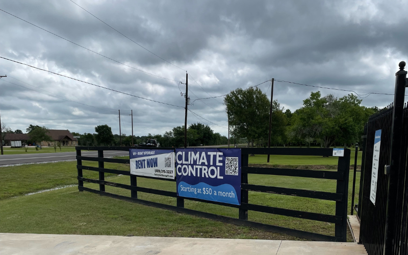 secured units in Hamshire, TX