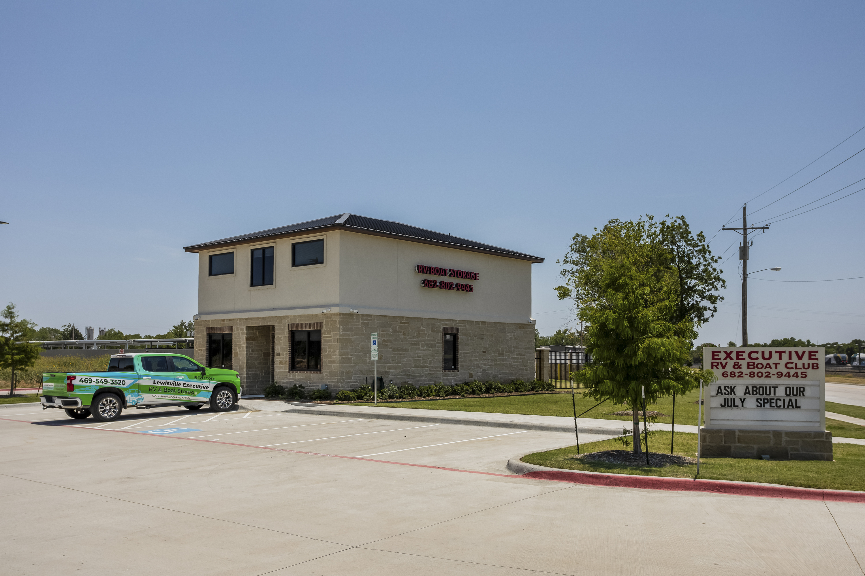 Lewisville Executive RV and Boat Club