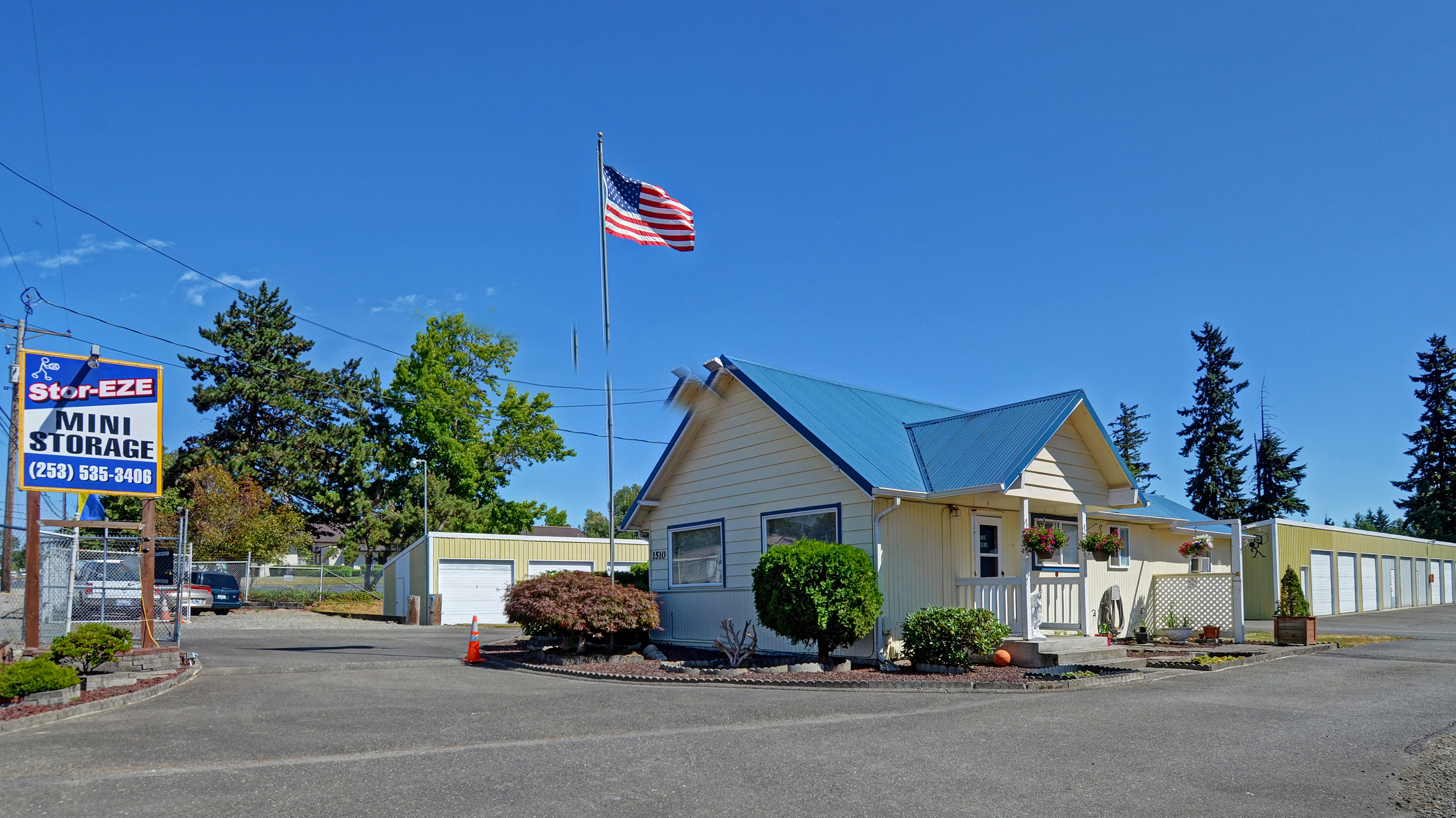 Stor-Eze Self Storage Office in Tacoma, WA
