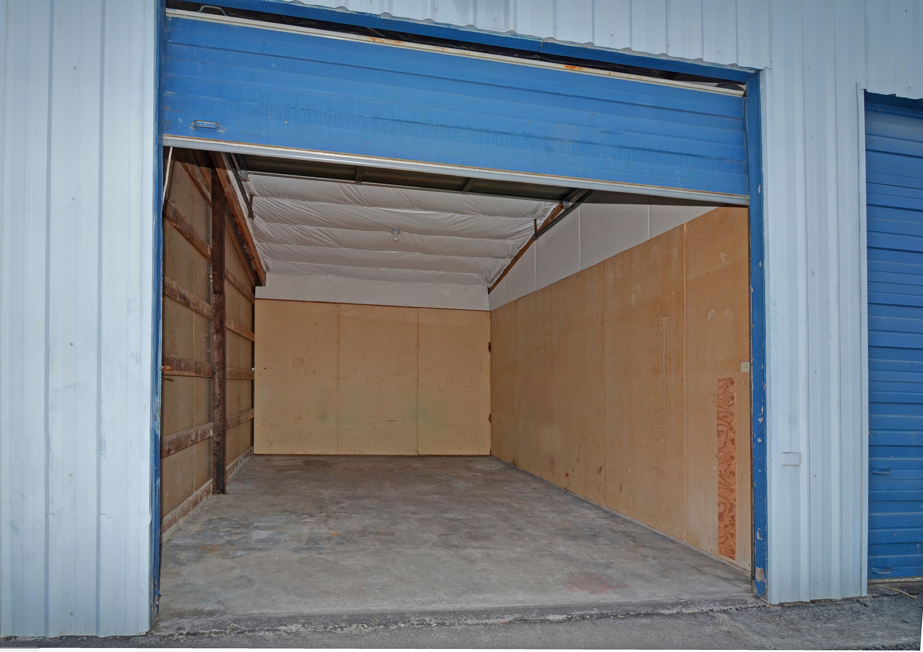 Open Storage Unit in Puyallup, WA