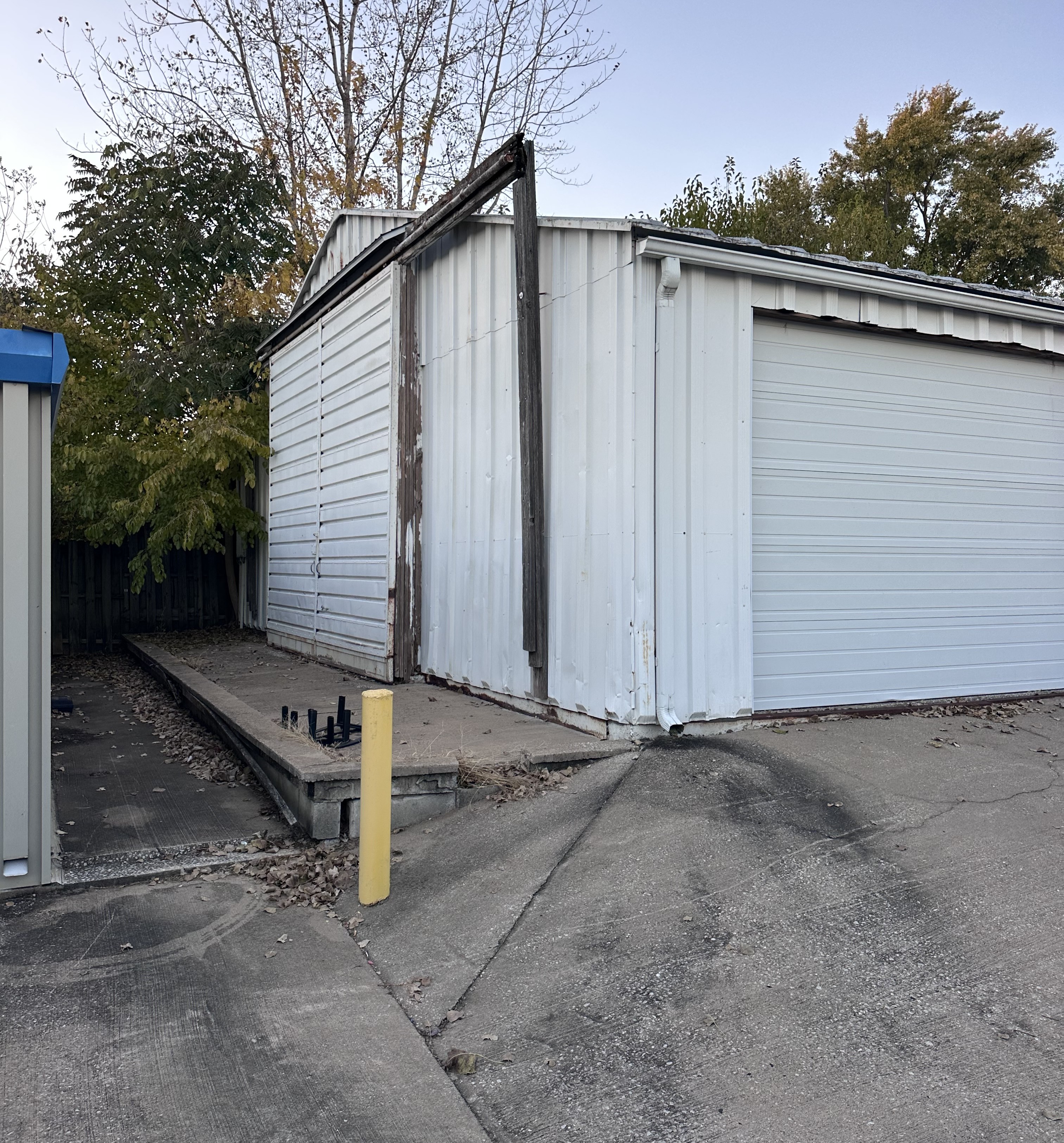 Secure Storage Units at 320 N Bonham St, Macomb, IL 61455