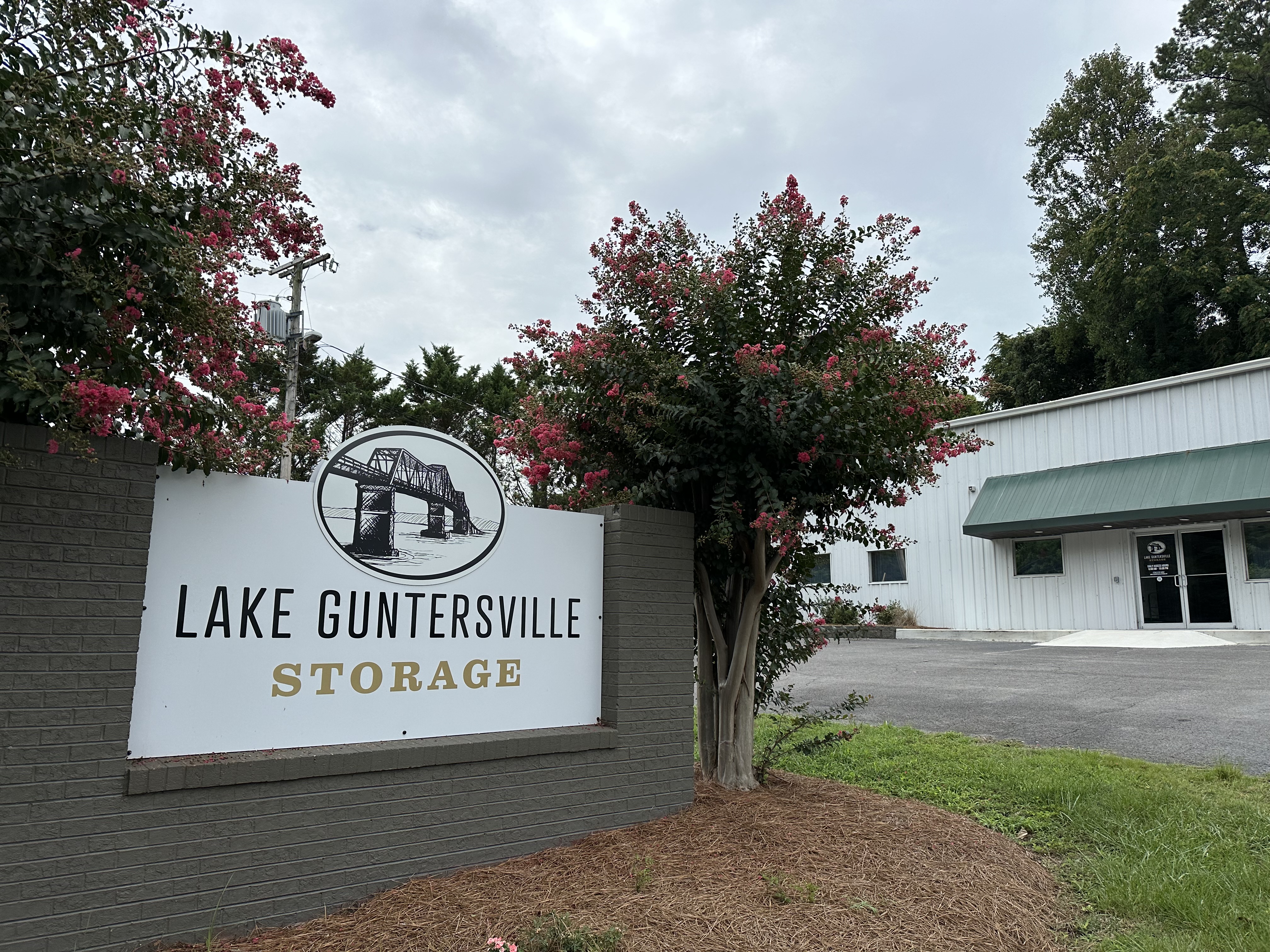 temperature controlled storage units in Guntersville, AL