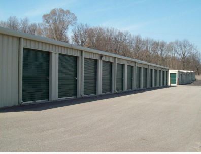 Pennfield Self Storage 19915 Capital Ave NE Ste 200, Battle Creek, MI 49017