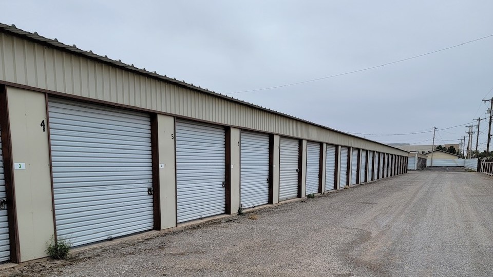 drive up access self storage in roswell, nm