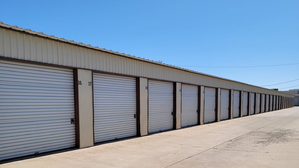 drive up access storage units in roswell, nm