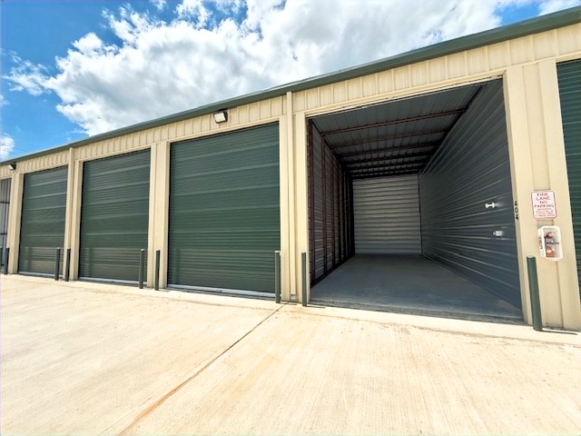 secured units in Conroe, TX