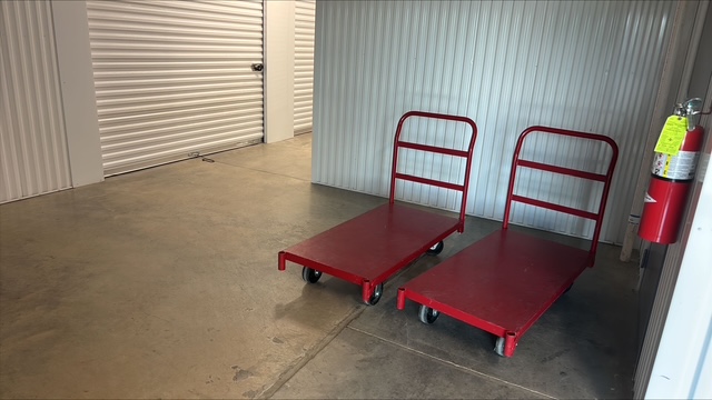 Box Self Storage Flowood Carts