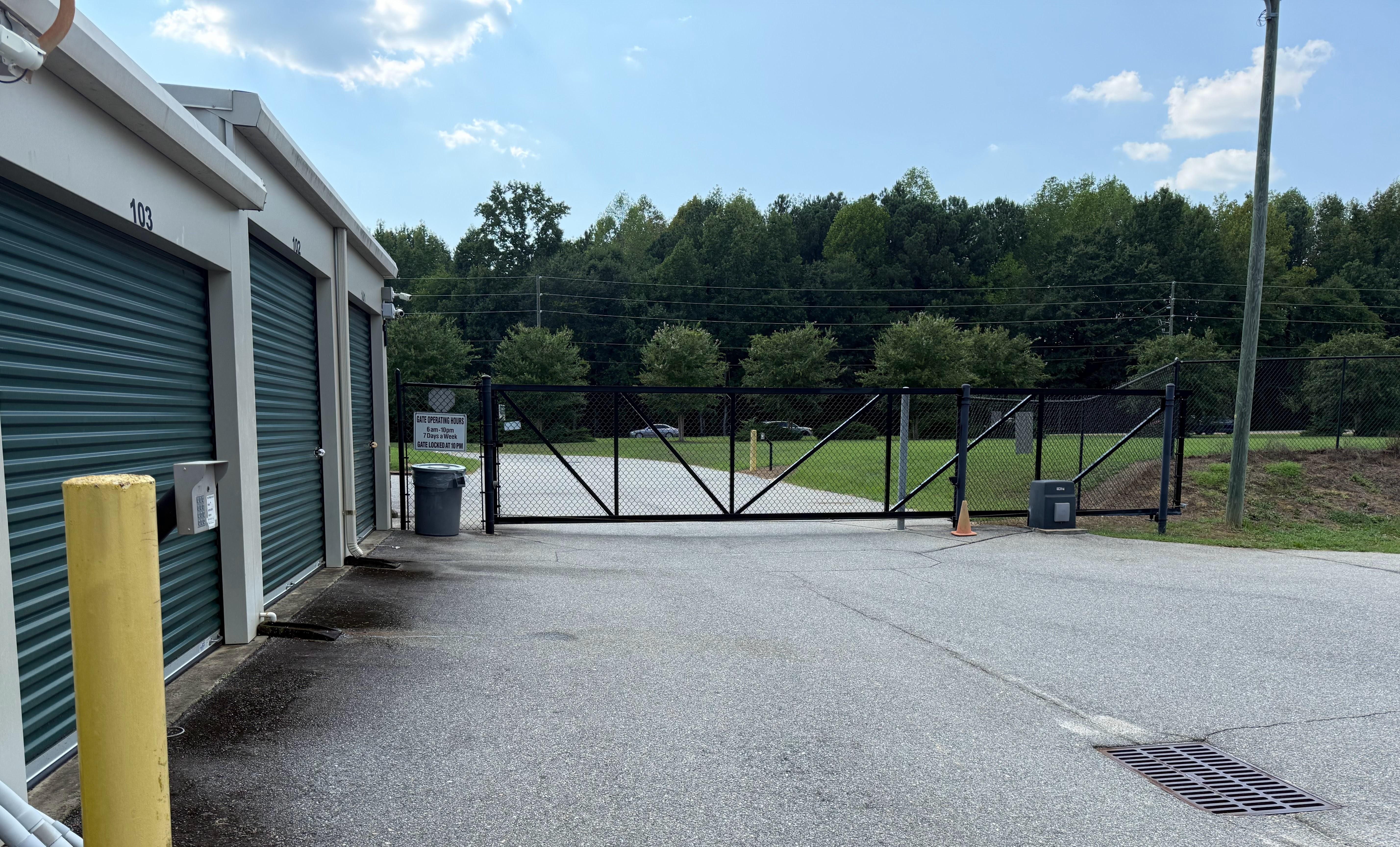 Secure Storage Units in Fuquay Varina, NC | 6050 US-401