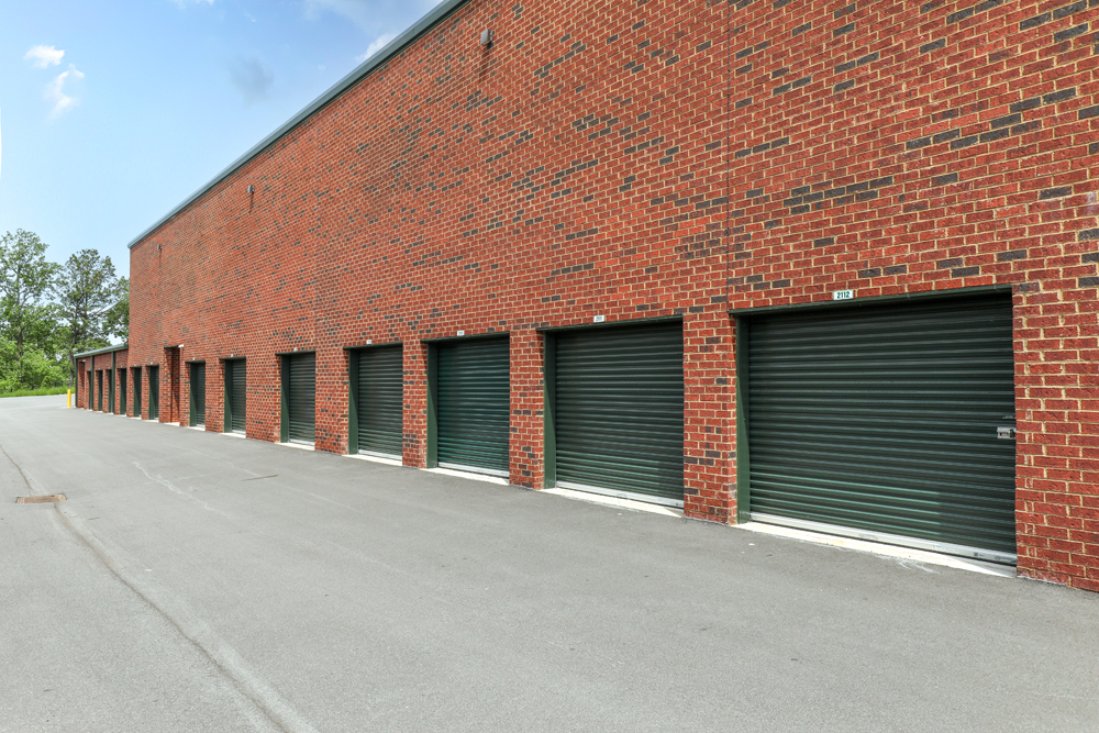 Medium Drive-Up Units in Hoschton, GA