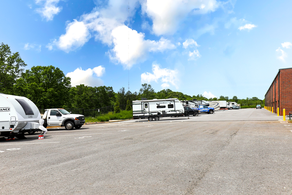 Outdoor Vehicle Storage in Hoschton, GA