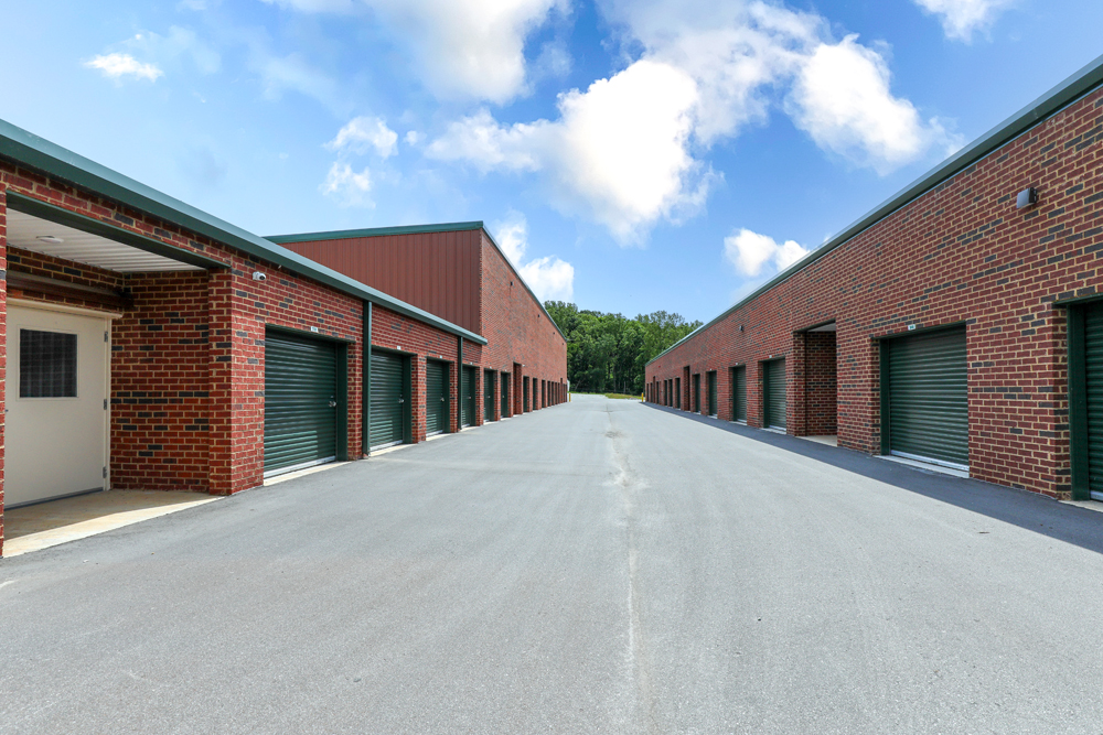 Secure Drive-Up Storage in Hoschton, GA