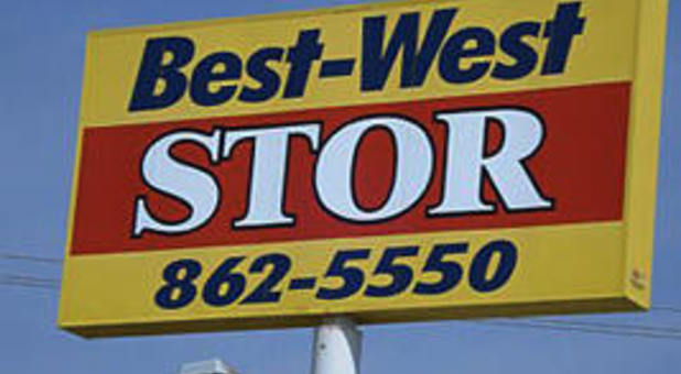 Best-West Stor sign