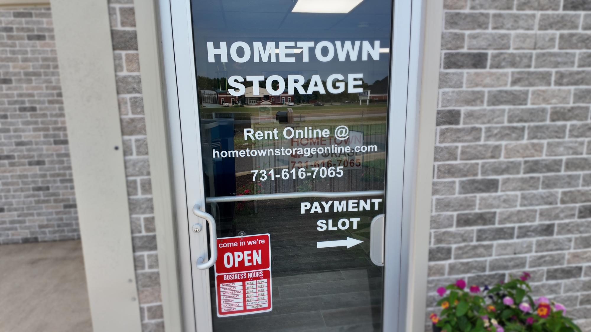 secured units in Medina, TN