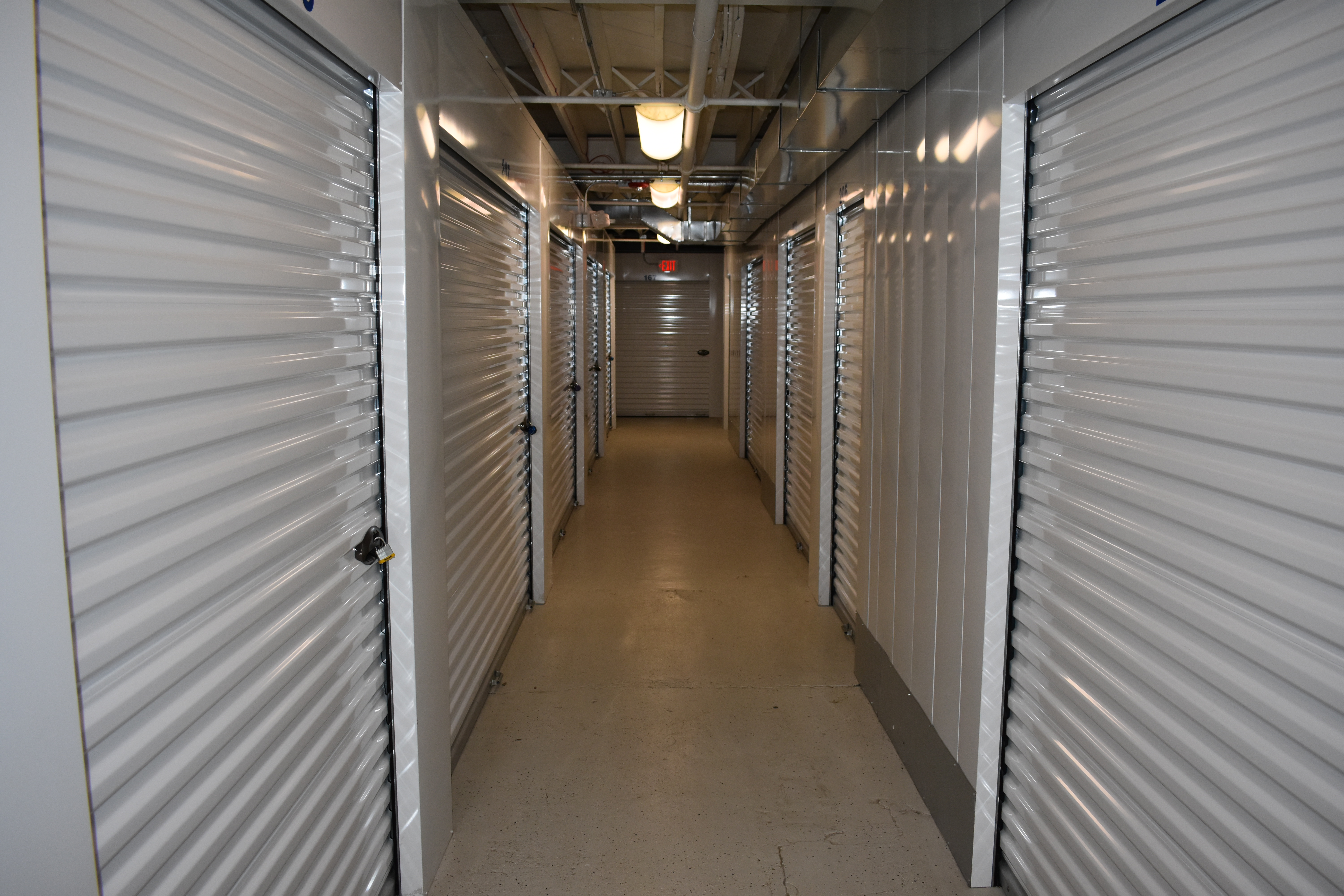 interior climate control storage units riverton ct
