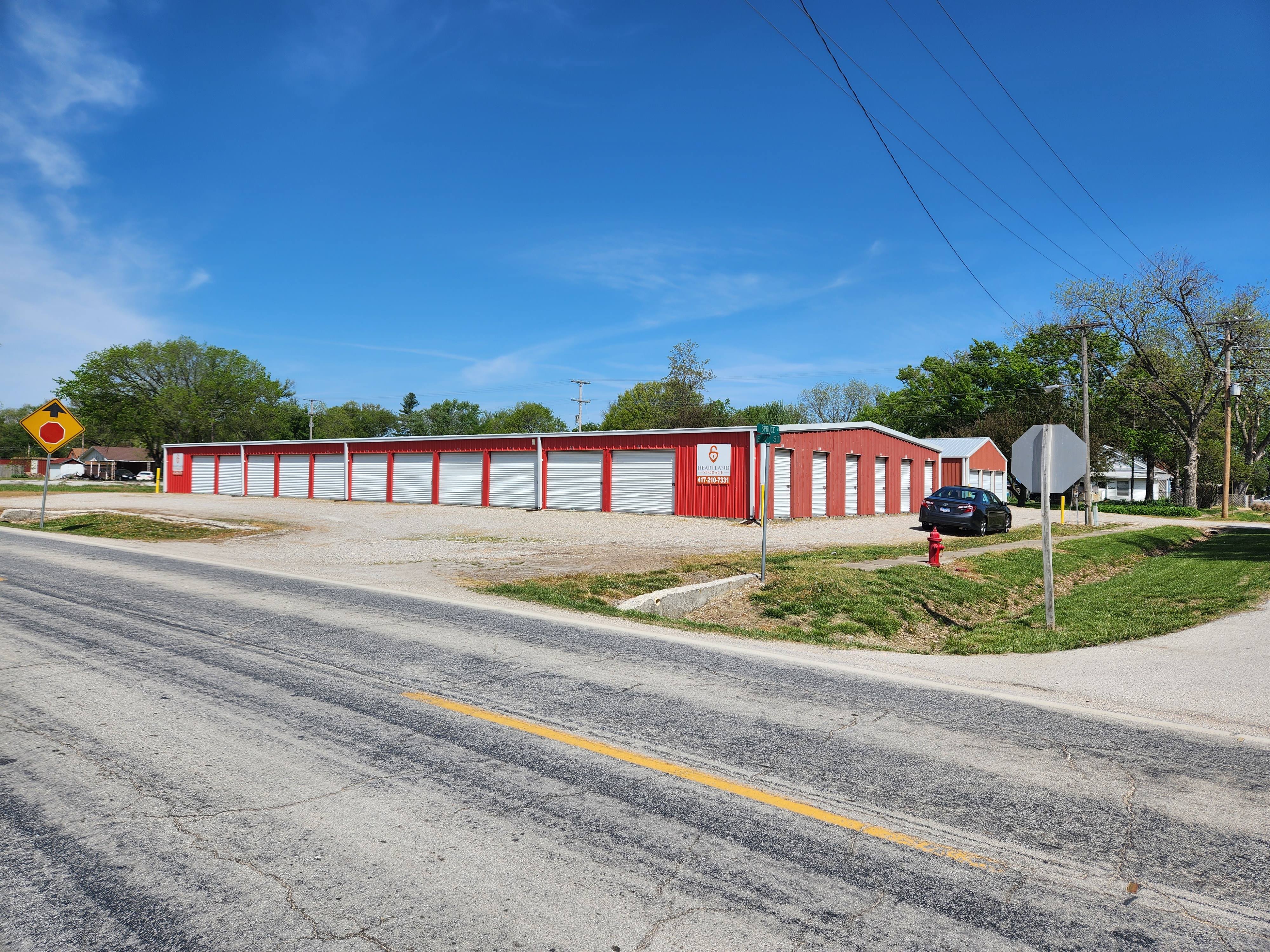 Drive Up Access Storage Units in Lockwood, MO